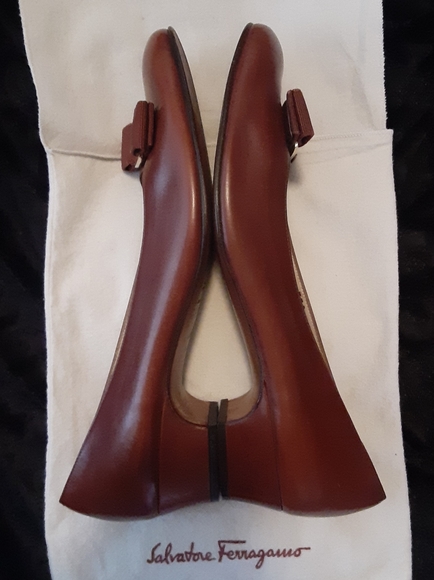 SALVATORE FERRAGAMO PUMPS 👠 - Picture 13 of 13